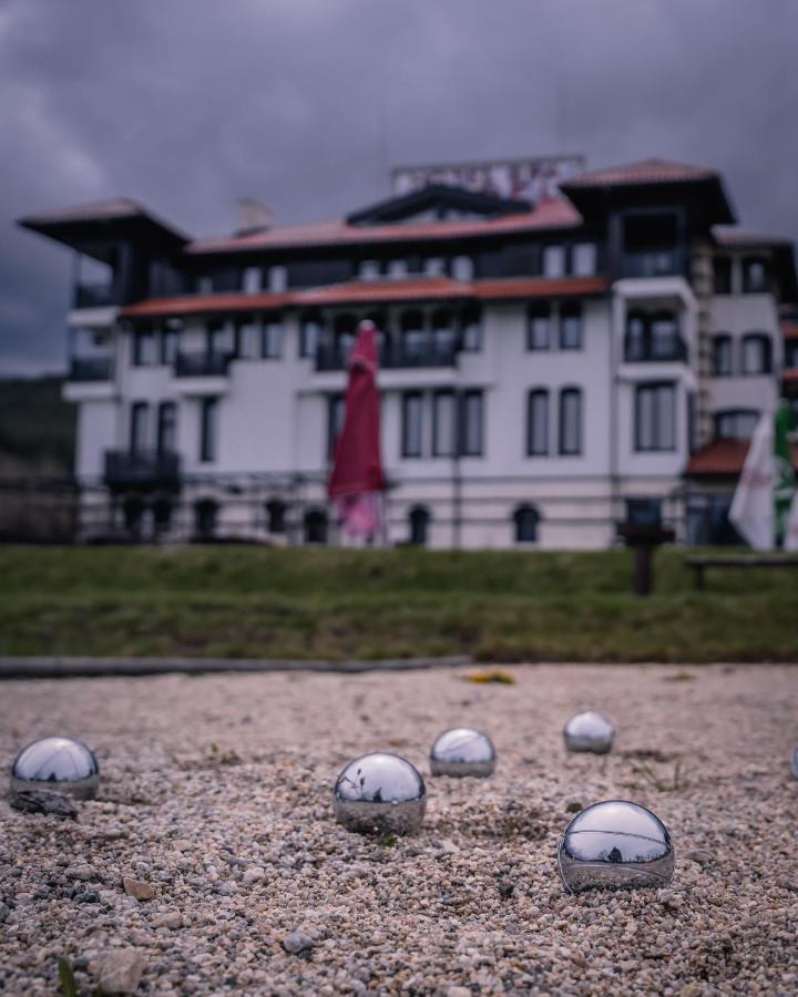 Hotel Orbel Добриниште Экстерьер фото
